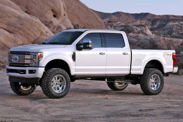 Fabtech - Fabtech Suspension Lift Kit 6" 4LINK SYS W/COILS & PERF SHKS 17-21 FORD F250/F350 4WD DIESEL - K2219