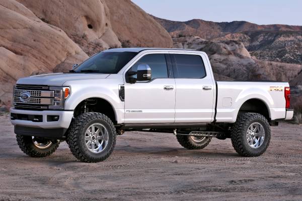 Fabtech - Fabtech Suspension Lift Kit 6" 4LINK SYS W/COILS & 2.25 DL RESI FRT AND DL RR SHKS 17-21 FORD F250/350 4WD D - K2294DL