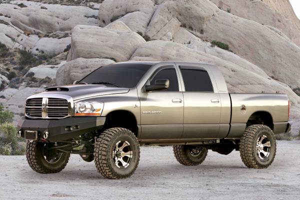 Fabtech - Fabtech Suspension Lift Kit 6" PERF SYS W/PERF SHKS 03-05 DODGE 2500/3500 4WD DIESEL W/AUTO TRANS - K30152