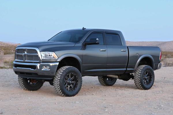 Fabtech - Fabtech Suspension Lift Kit 6" PERF SYS W/PERF SHKS 09-13 DODGE 2500/3500 4WD W/DIESEL & AUTO - K3038