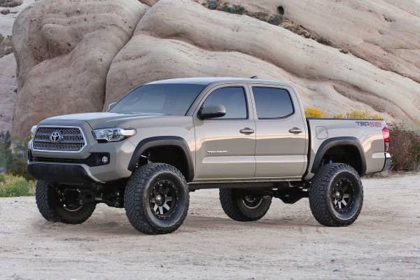 Fabtech - Fabtech Suspension Lift Kit 6" PERF SYS W/DLSS 2.5C/O RESI & RR DLSS RESI 2016-21 TOYOTA TACOMA 4/2WD 6 LUG - K7049DL