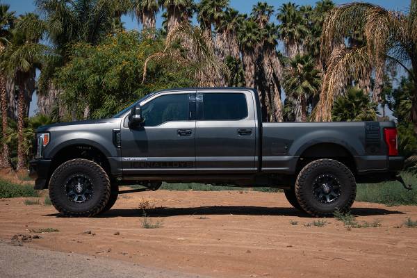 ICON Vehicle Dynamics - ICON 2017-2022 Ford F250/F350, 4-5.5" Lift, Stage 6 Suspension System