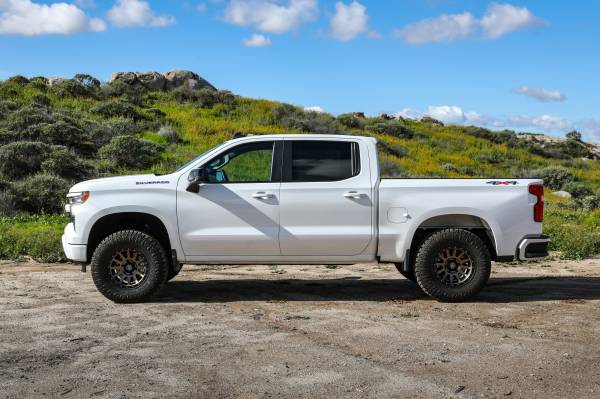 ICON Vehicle Dynamics - ICON 19-23 GM 1500, 2.375-3.75" Lift, Stage 2 EXP Suspension System, Billet