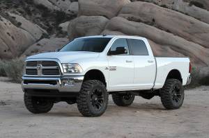 Fabtech - Fabtech Suspension Lift Kit 5" BASIC KIT W/ PERF SHKS 2014-18 RAM 2500 4WD - K3139 - Image 1