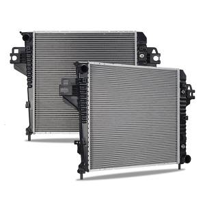 Mishimoto 2002 - 2006 Jeep Liberty 3.7L Replacement Radiator - R2481-AT